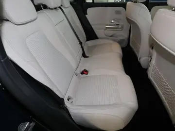 EQA 250 AHK 360  PANORAMA LED CARPLAY MBUX 18