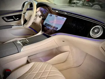 EQS 580 4M AMG MBUX Memory Night Ambiente 360