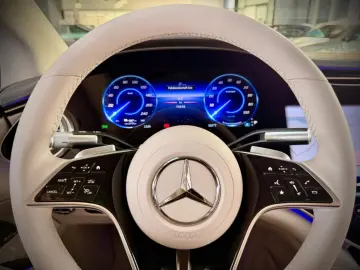 EQS 580 4M AMG MBUX Memory Night Ambiente 360