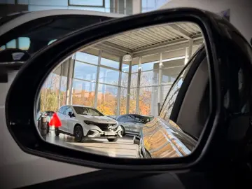 EQS 580 4M AMG MBUX Memory Night Ambiente 360