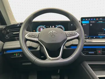 Tiguan 1.5 eTSI DSG NAVI AHK KAM SHZ ASG