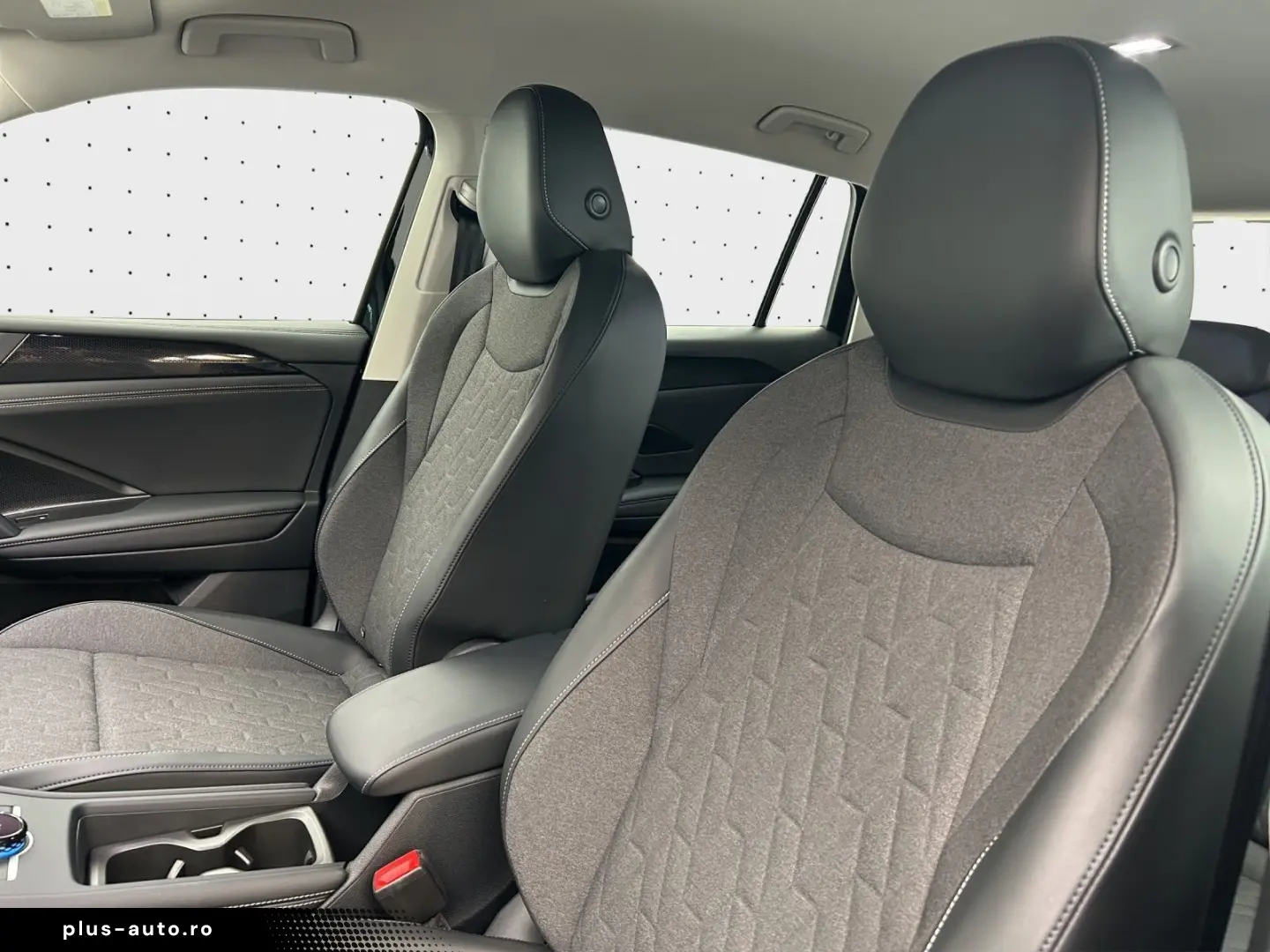 Tiguan 1.5 eTSI DSG NAVI AHK KAM SHZ ASG