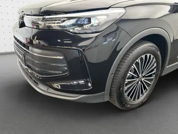 Tiguan 1.5 eTSI DSG NAVI AHK KAM SHZ ASG