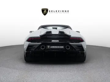 Lamborghini  Huracán Evo Spyder AWD