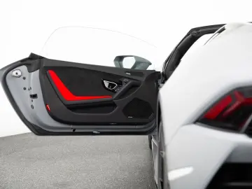 Lamborghini  Huracán Evo Spyder AWD