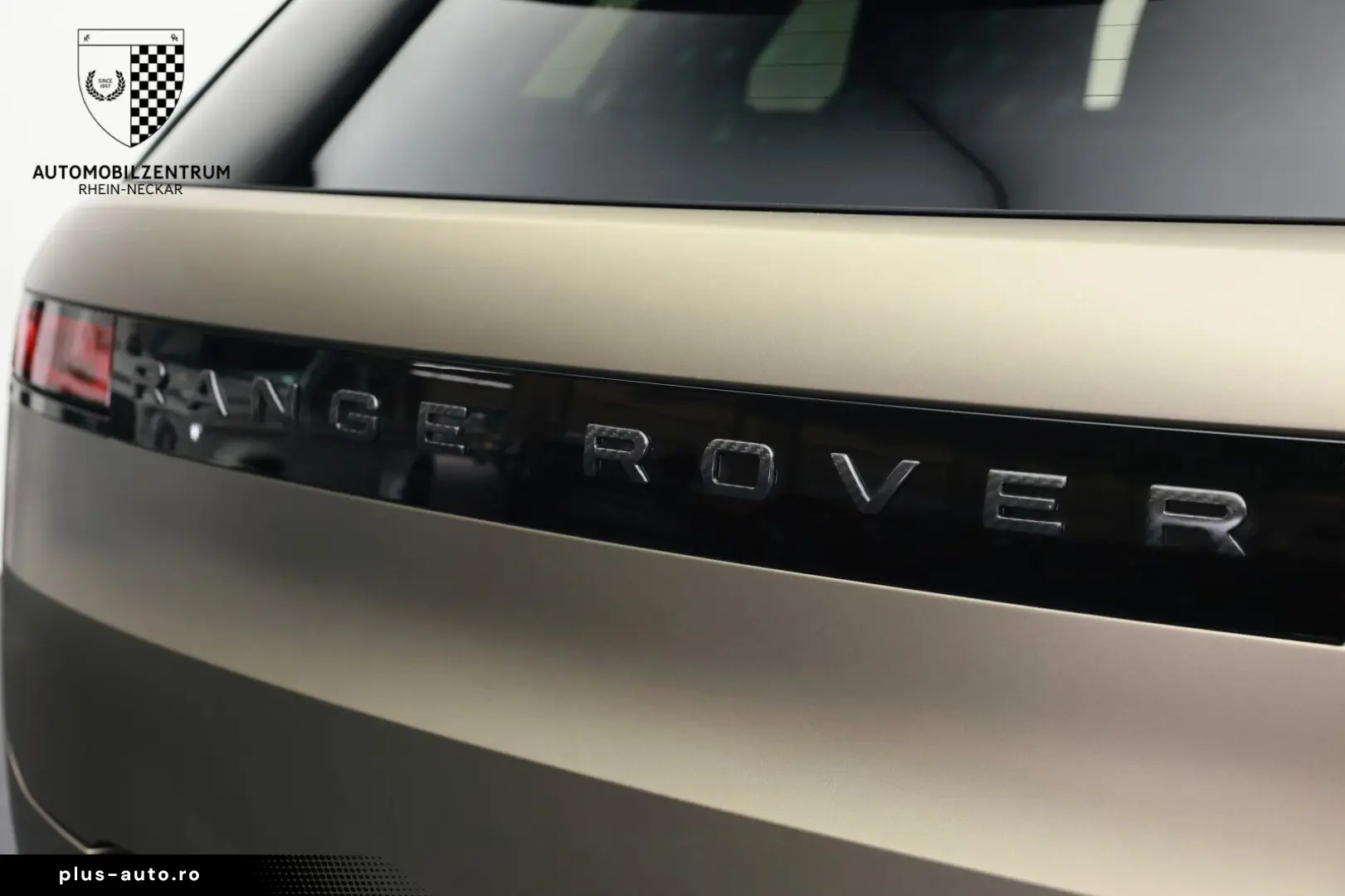 Range Rover Sport P635 SV Edition One Bronze