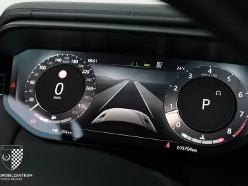 Range Rover Sport P635 SV Edition One Bronze