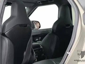 Range Rover Sport P635 SV Edition One Bronze