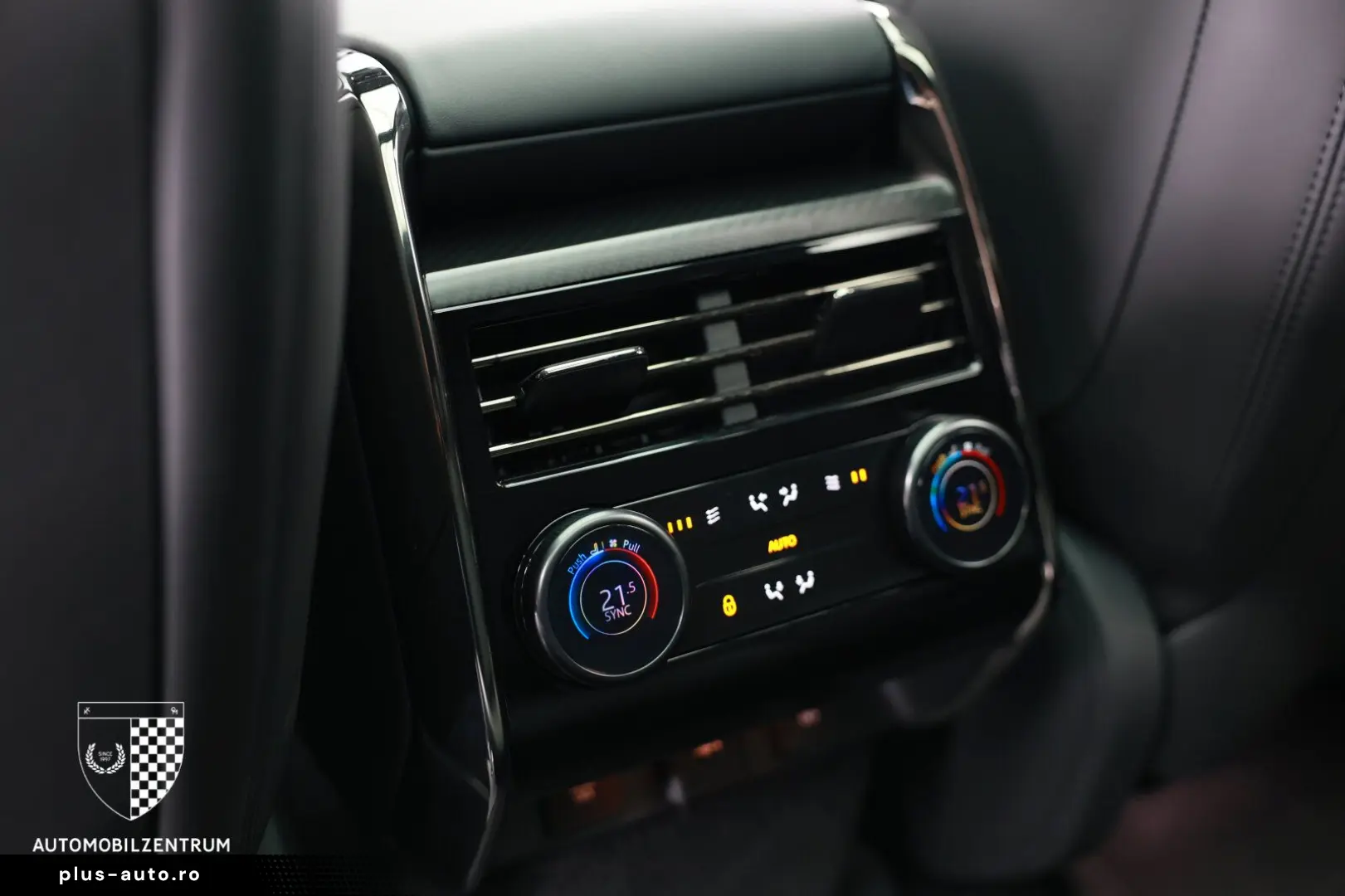 Range Rover Sport P635 SV Edition One Bronze