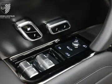 Range Rover Sport P635 SV Edition One Bronze