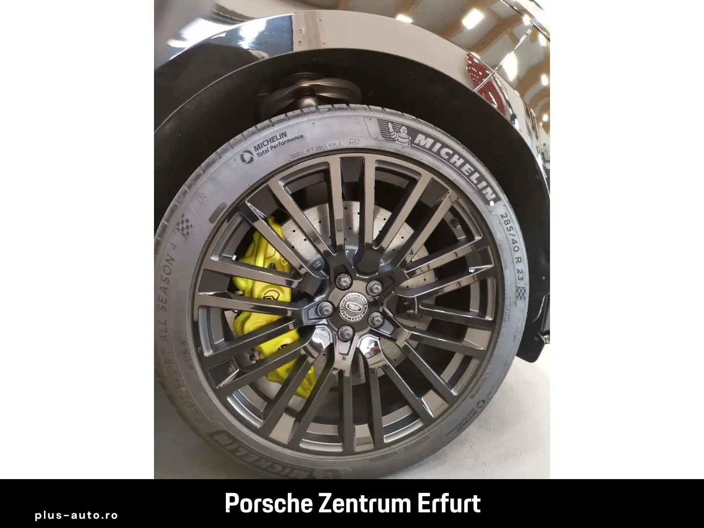 Range Rover Sport SV Edition One