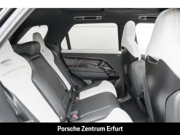 Range Rover Sport SV Edition One