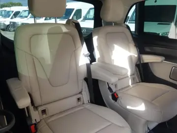 Mercedes-Benz V 250 d AVANTGARDE MOPF long