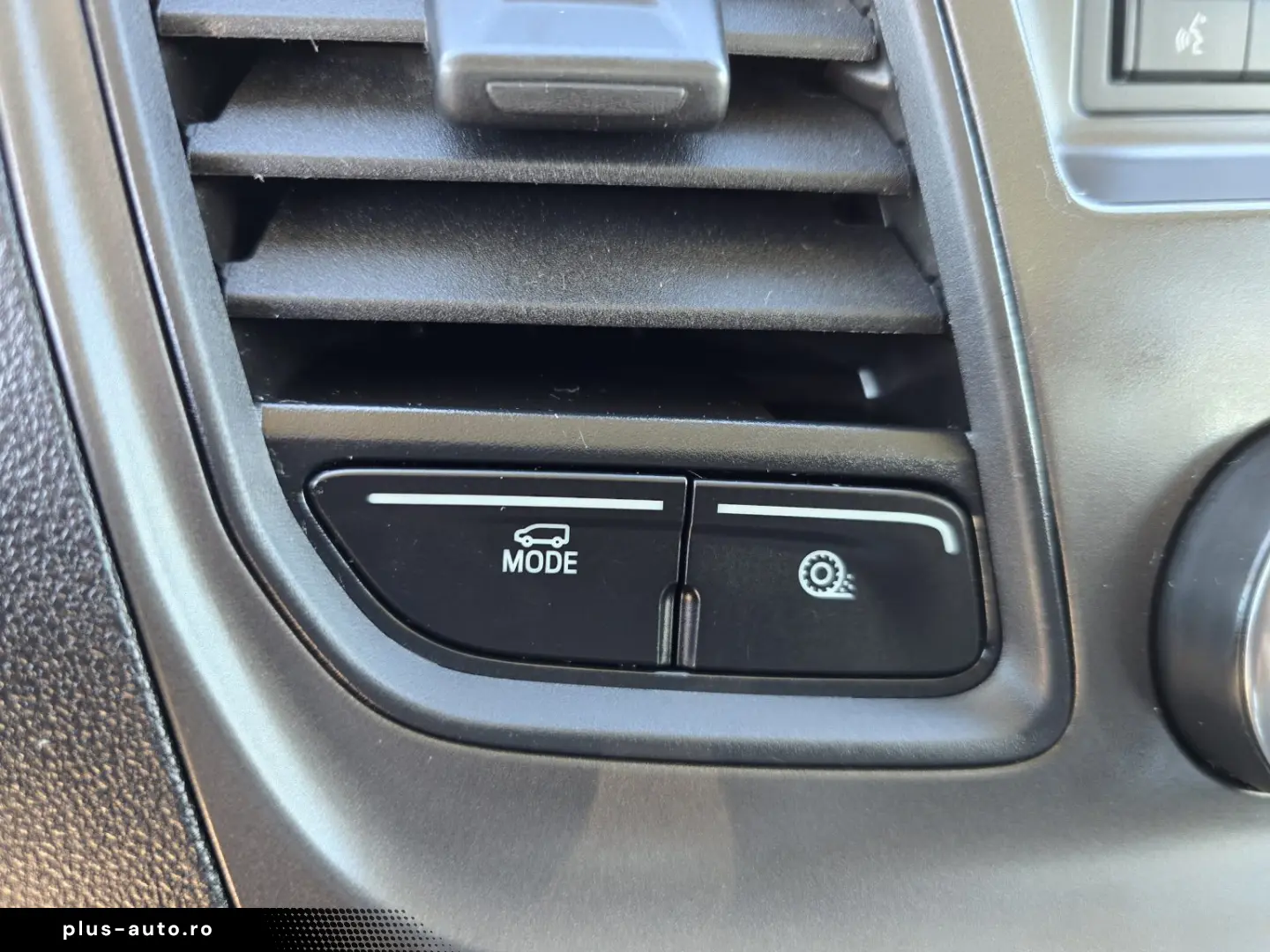 FORD NEW TRANSIT DOKA 7 LOCURI BENA