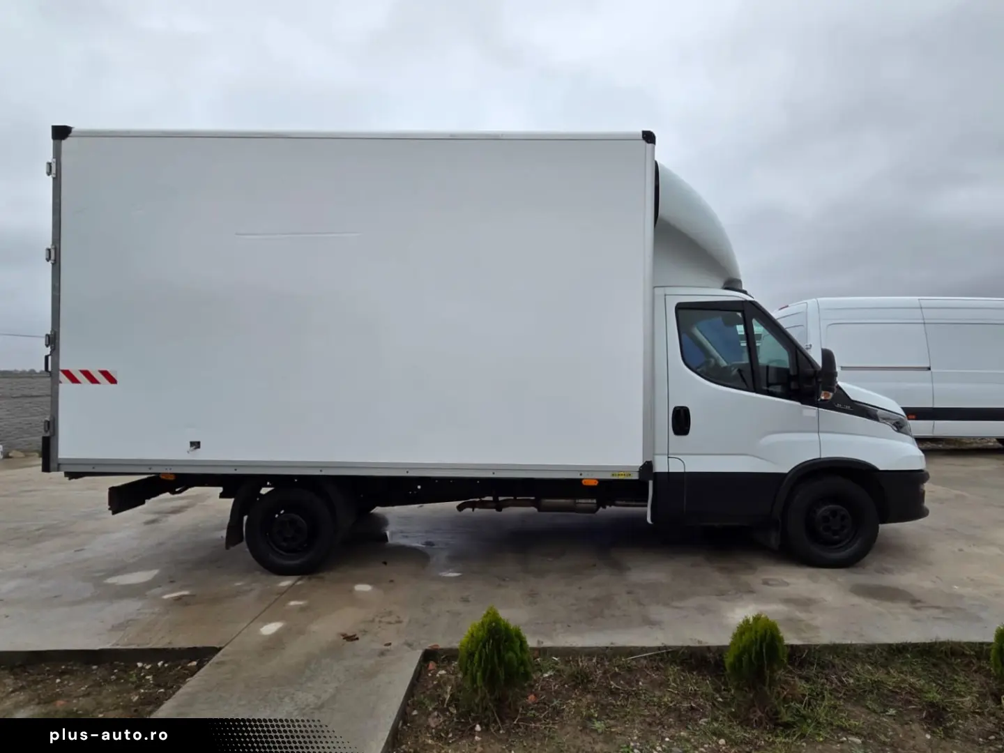 IVECO NEW DAILY CUB L=4.30M