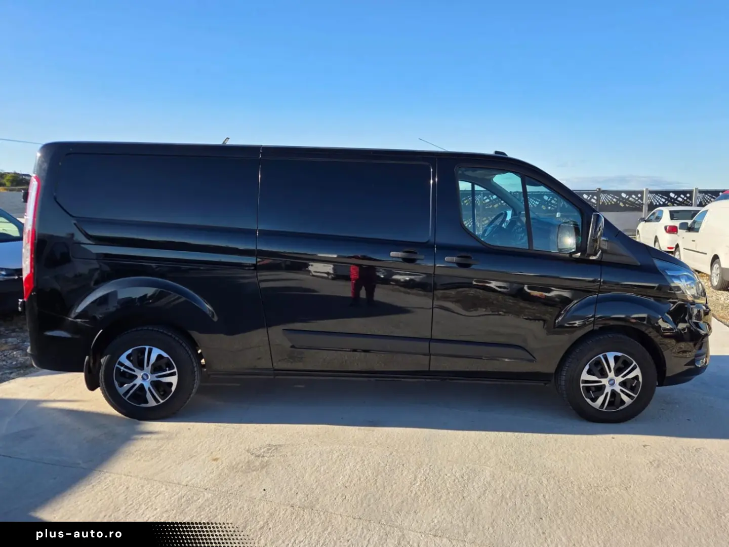 FORD NEW TRANSIT CUSTOM BLACK EDITION L2H1