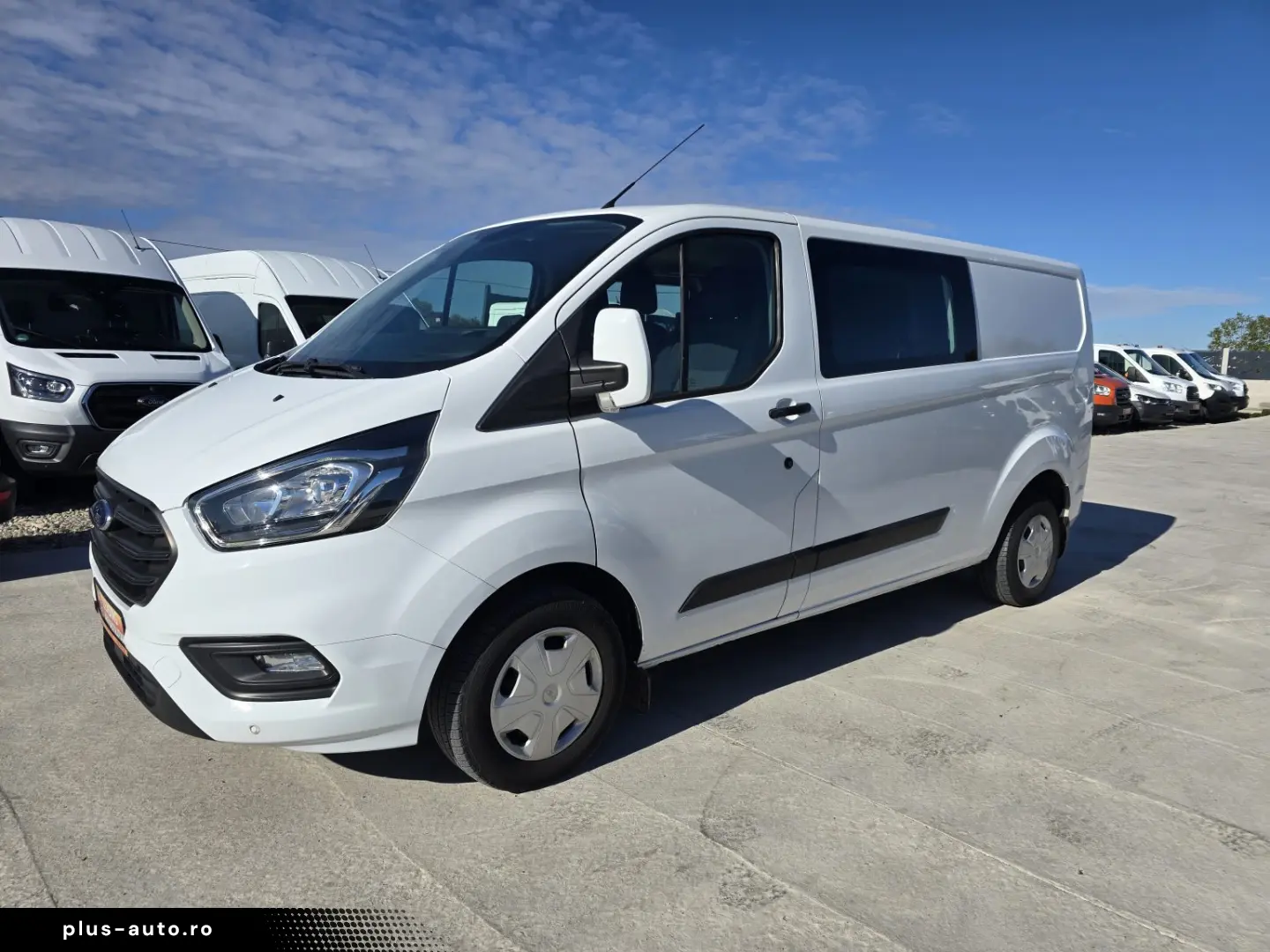 FORD TRANSIT CUSTOM 6 LOCURI DUBA L2H1