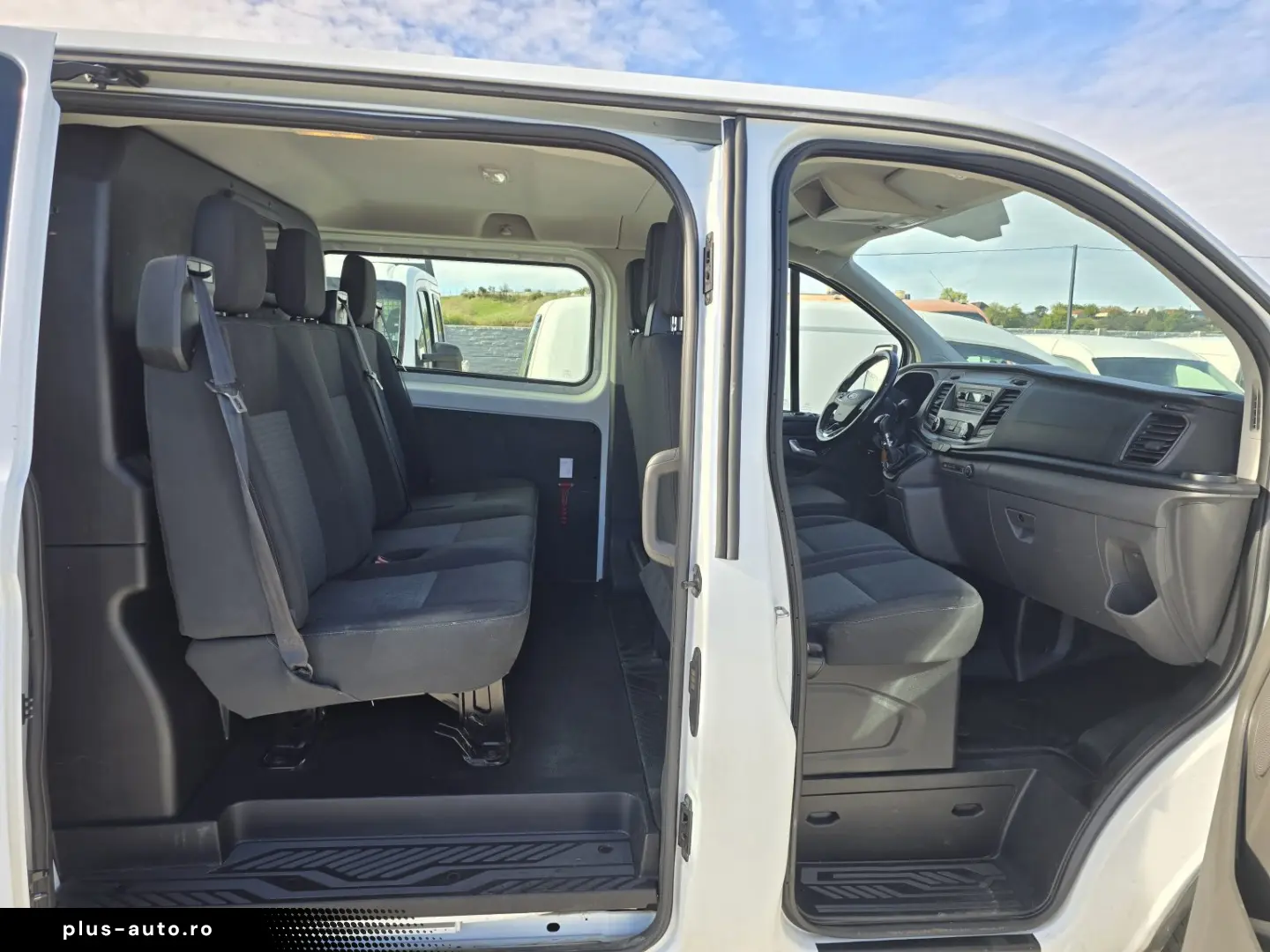 FORD TRANSIT CUSTOM 6 LOCURI DUBA L2H1