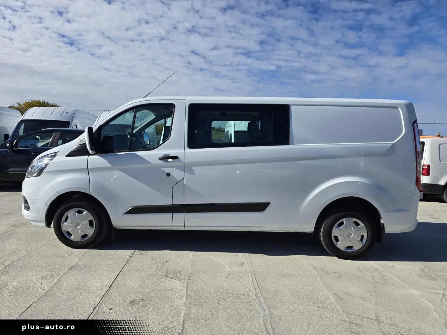 FORD TRANSIT CUSTOM 6 LOCURI DUBA L2H1