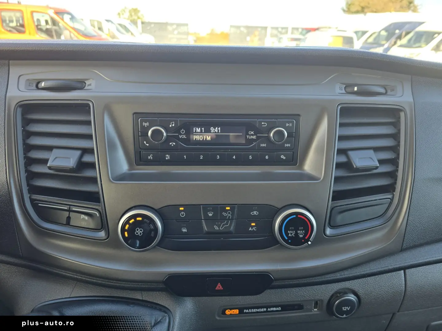 FORD TRANSIT CUSTOM 6 LOCURI DUBA L2H1