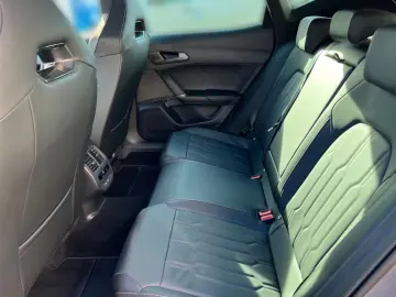 Formentor VZ 4Drive PANO AHK NAVI LED ACC LM19 A