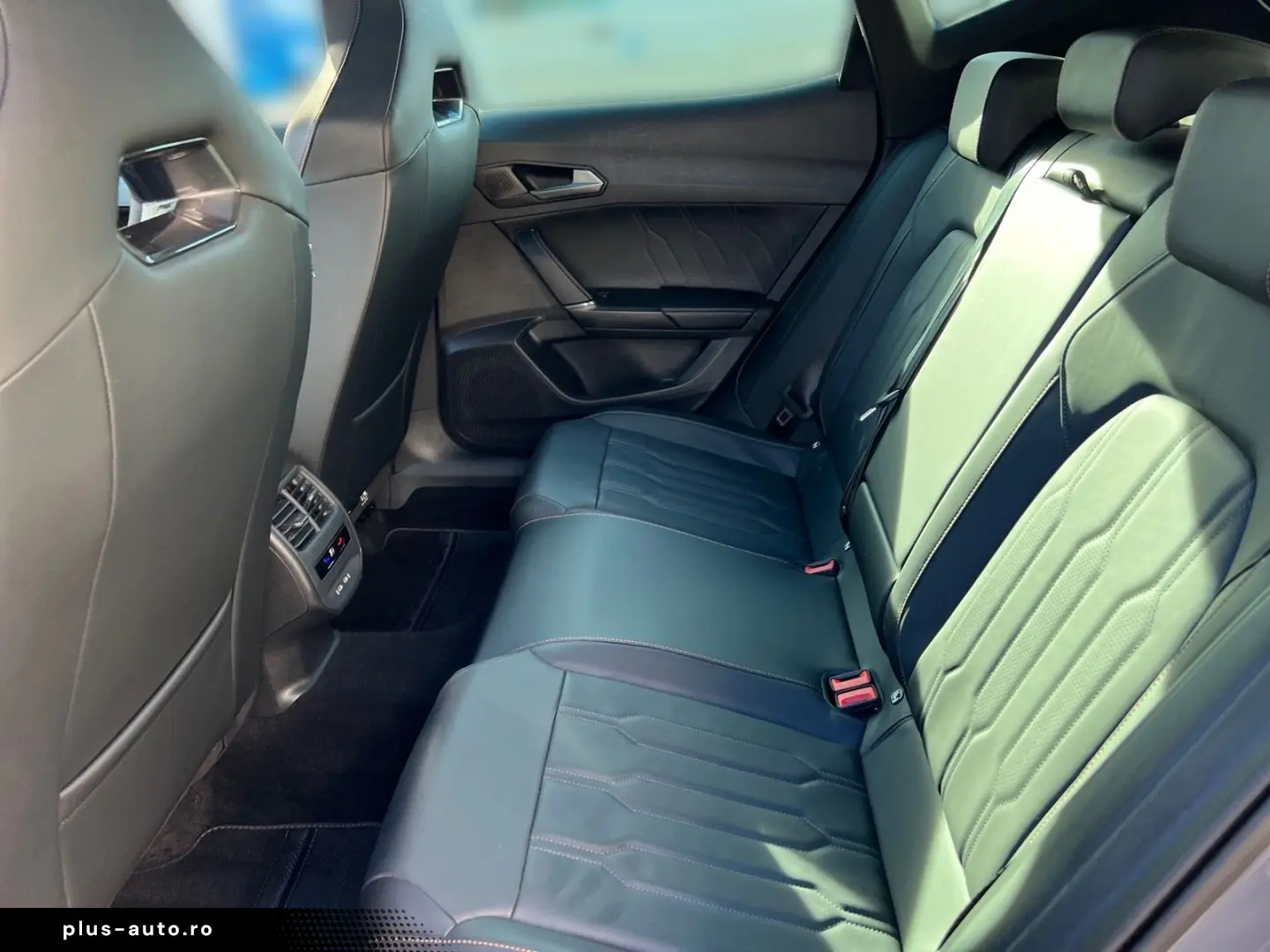 Formentor VZ 4Drive PANO AHK NAVI LED ACC LM19 A