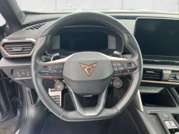 Formentor VZ5 4Drive 2.5 TSI Pano Navi Leder Kam