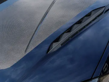 Urus Performante Blu Lacus