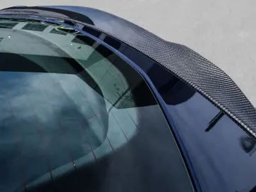 Urus Performante Blu Lacus