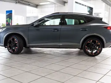 Formentor VZ 4Drive MATRIX PANO KAMERA LEDER