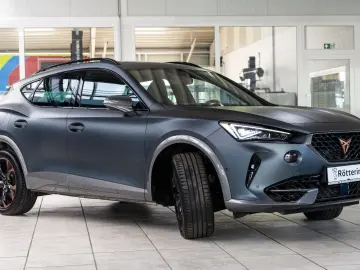 Formentor VZ 4Drive MATRIX PANO KAMERA LEDER