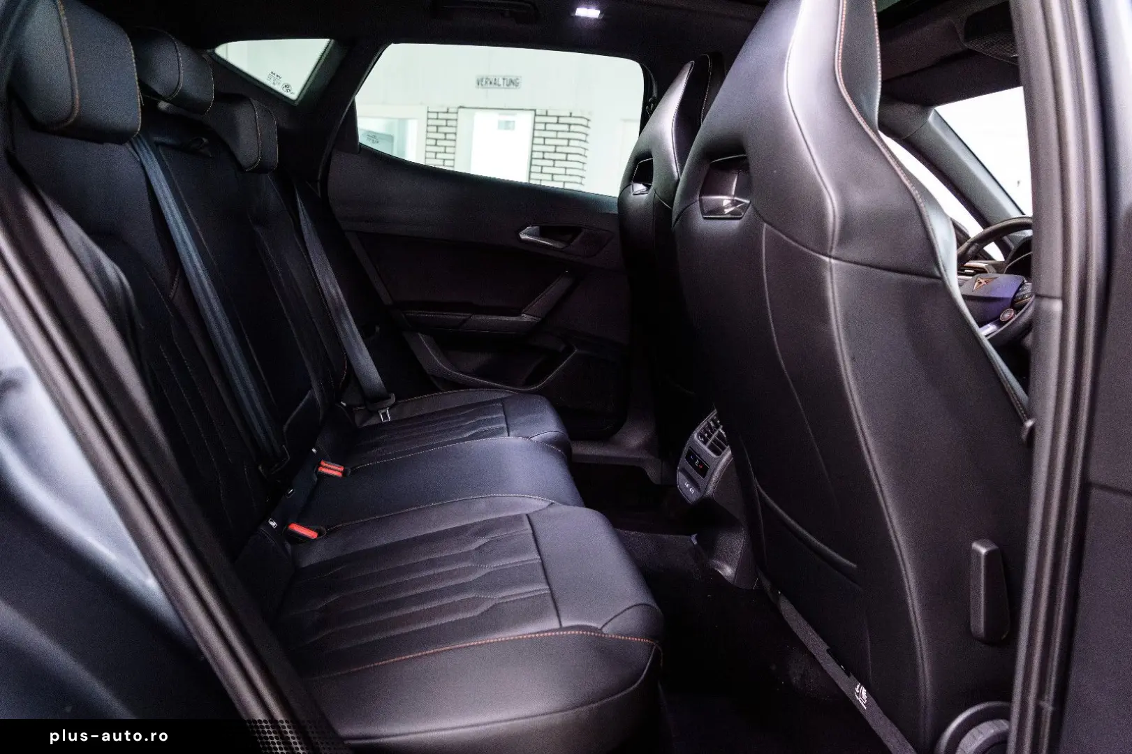 Formentor VZ 4Drive MATRIX PANO KAMERA LEDER