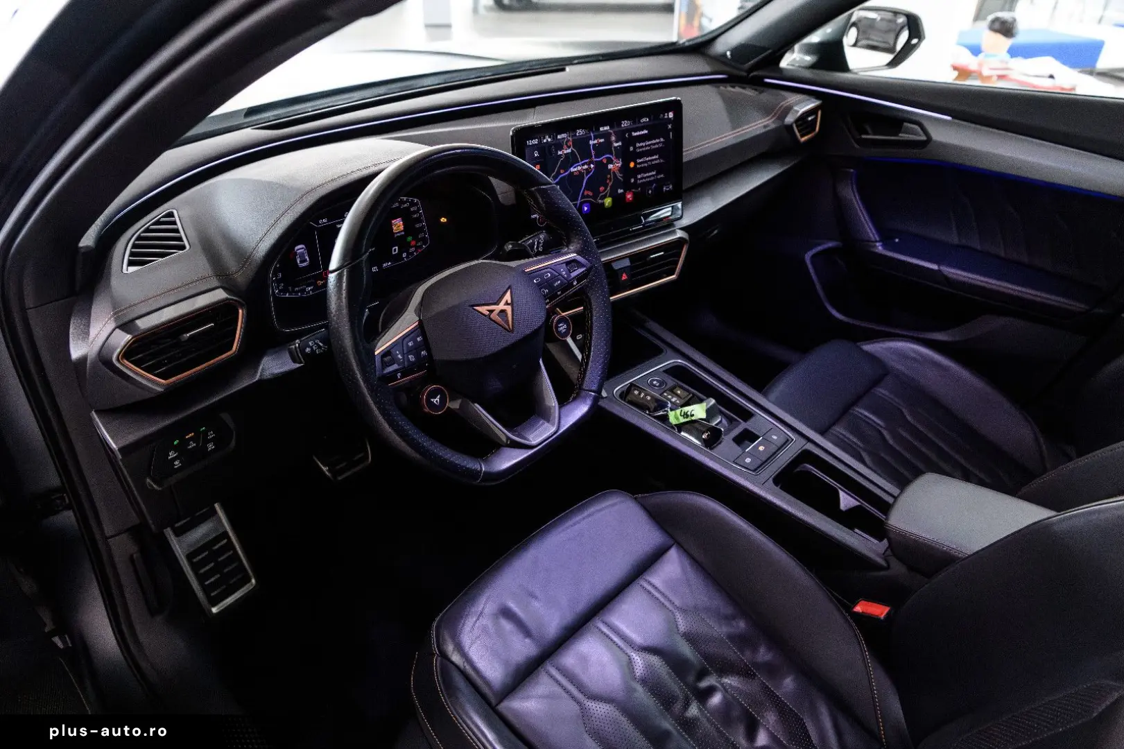 Formentor VZ 4Drive MATRIX PANO KAMERA LEDER