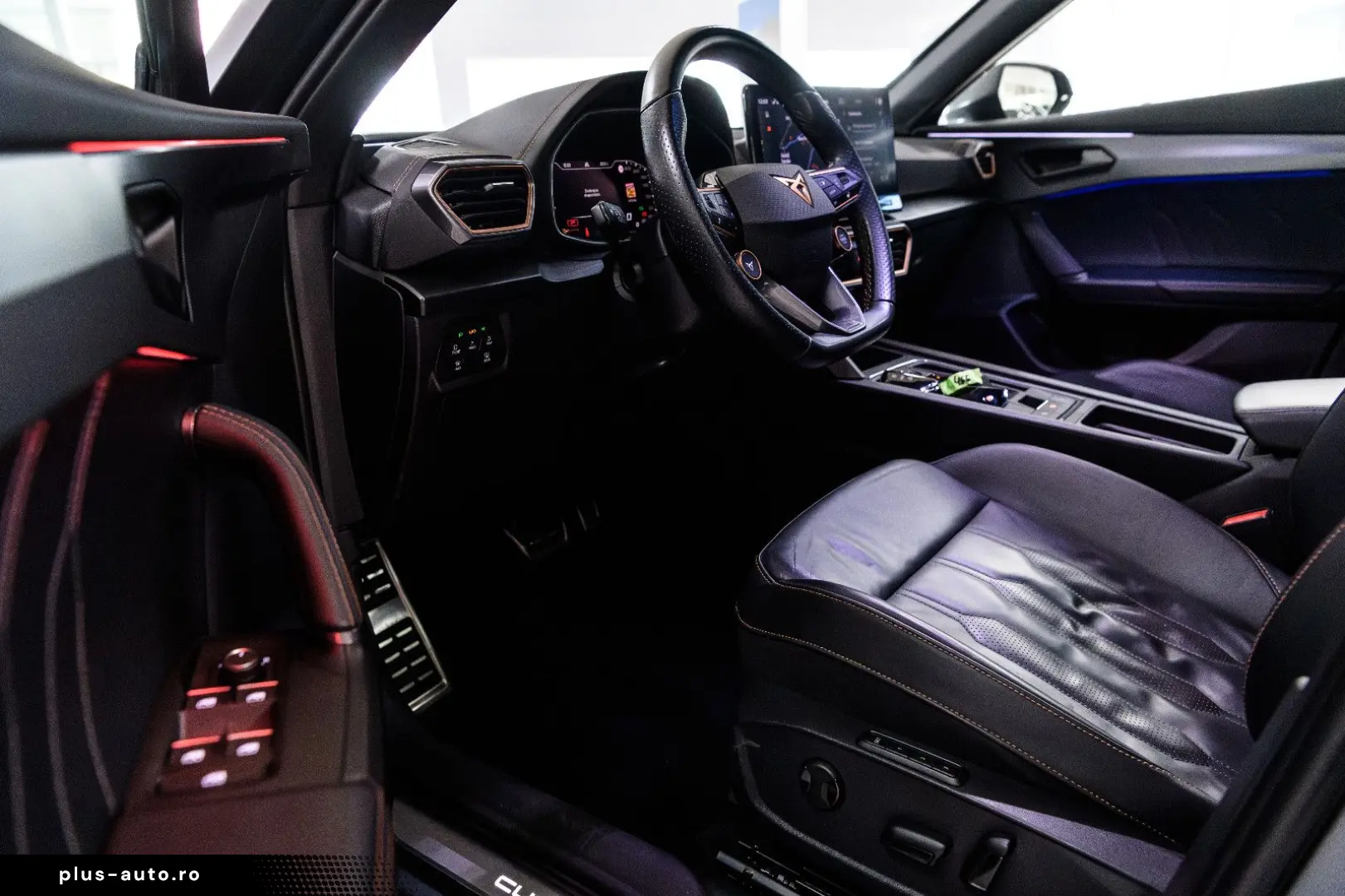 Formentor VZ 4Drive MATRIX PANO KAMERA LEDER