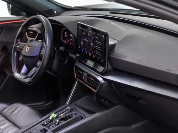 Formentor VZ 4Drive MATRIX PANO KAMERA LEDER