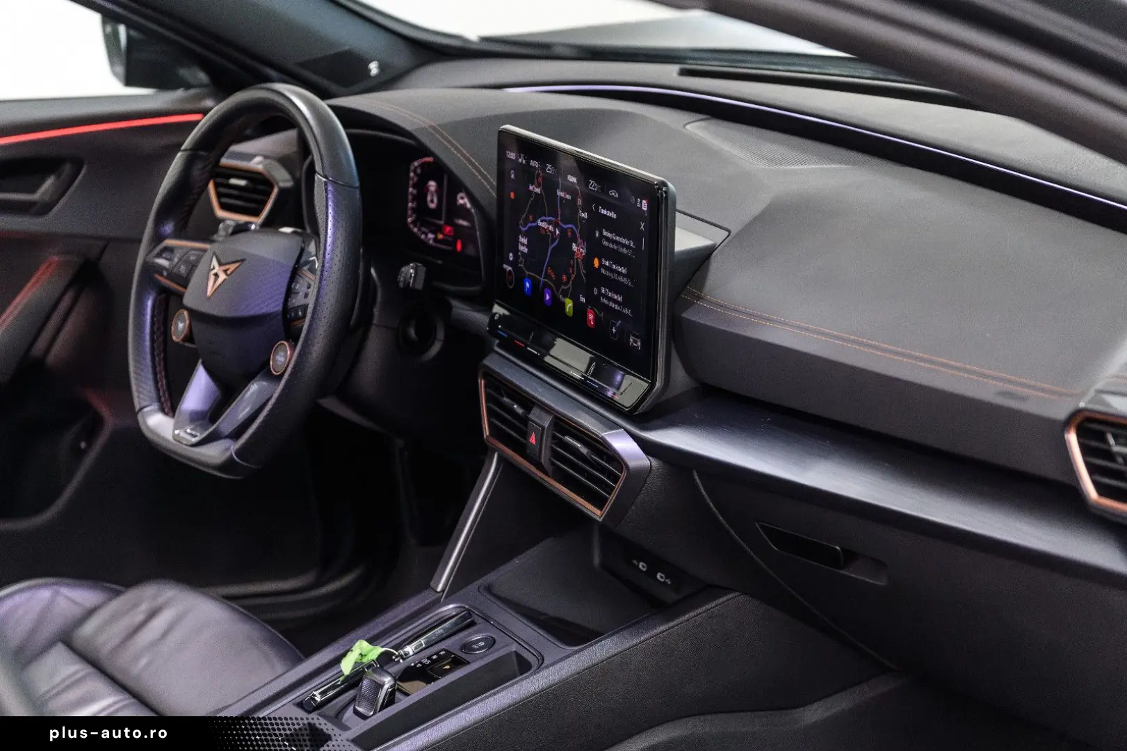 Formentor VZ 4Drive MATRIX PANO KAMERA LEDER