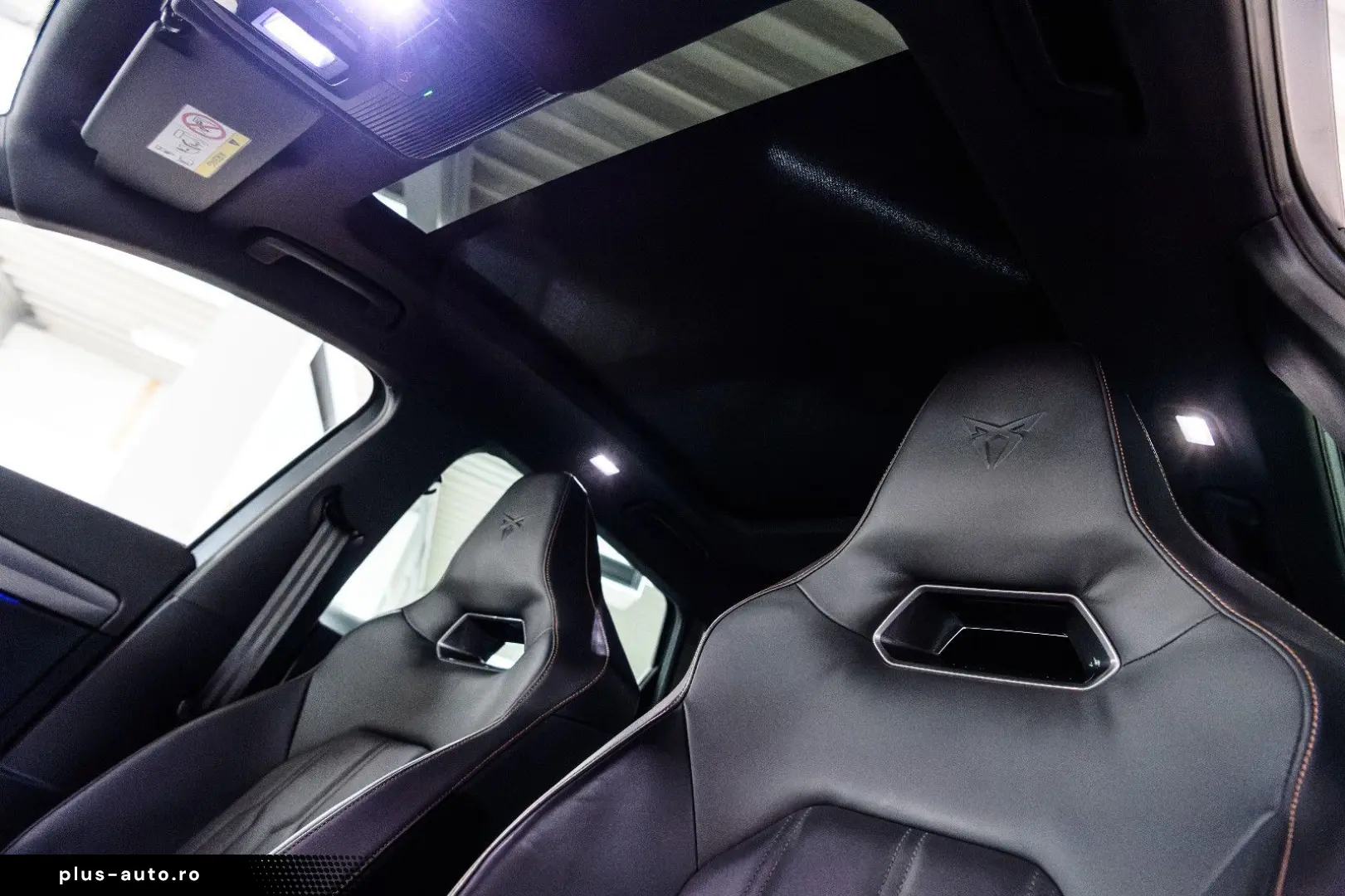 Formentor VZ 4Drive MATRIX PANO KAMERA LEDER