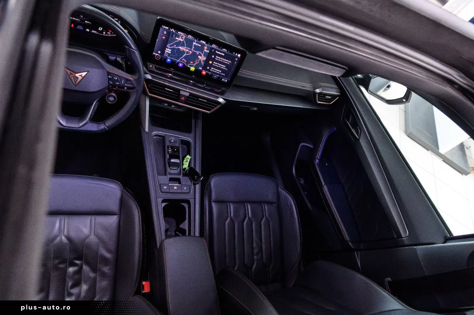 Formentor VZ 4Drive MATRIX PANO KAMERA LEDER