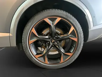 Formentor VZ 4D AHK Pano LED LM 19  Navi RFK ACC