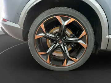 Formentor VZ 4D AHK Pano LED LM 19  Navi RFK ACC