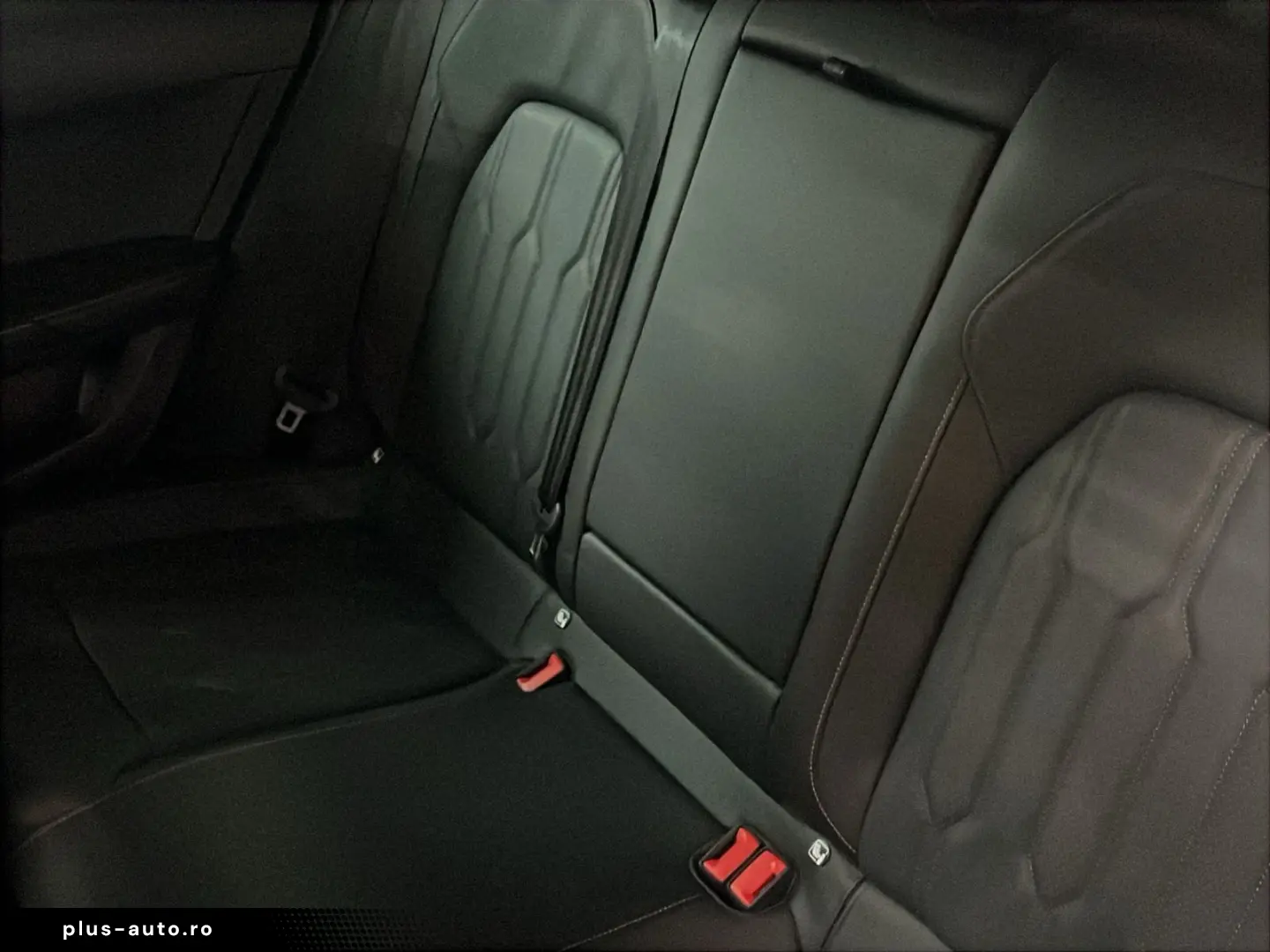 Formentor VZ 4D AHK Pano LED LM 19  Navi RFK ACC