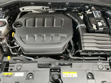 Formentor VZ 4D AHK Pano LED LM 19  Navi RFK ACC