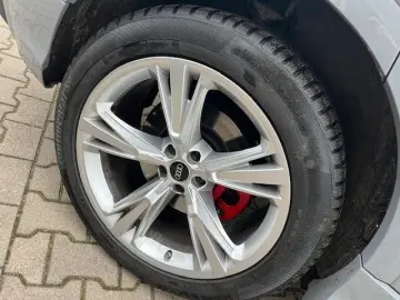 SQ8 4.0 TFSI quattro competition plus