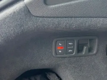 SQ8 4.0 TFSI quattro competition plus