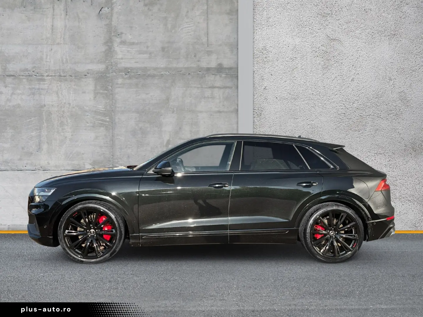 SQ8 TFSI V8 S-SITZE PANO AIR LEDER LM23