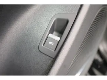 Q8 50 TDI quattro S line Navi Matrix AHK HUD