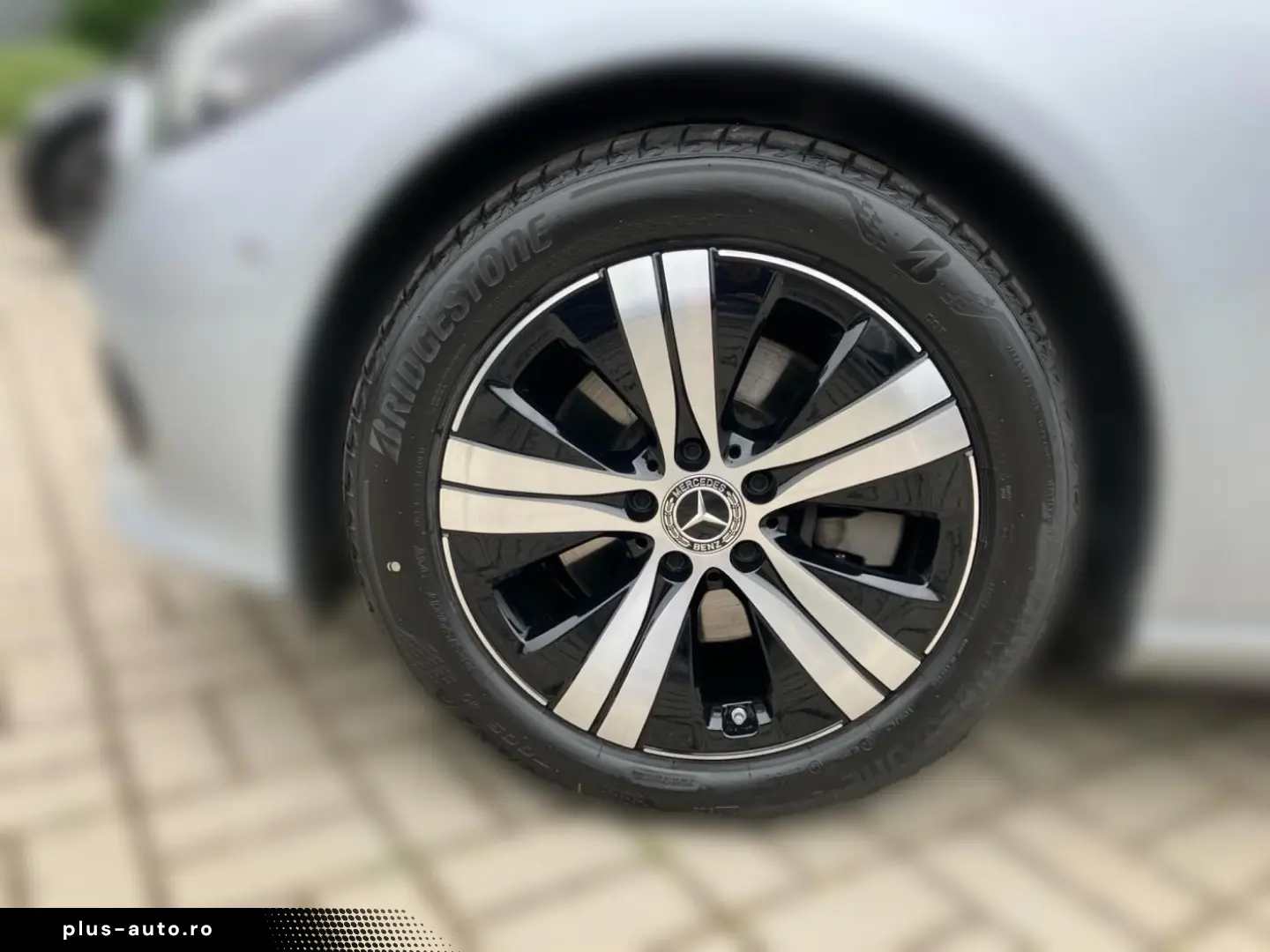 C 220 d Avantgarde LenkradH AHK Kamera Totwinkel