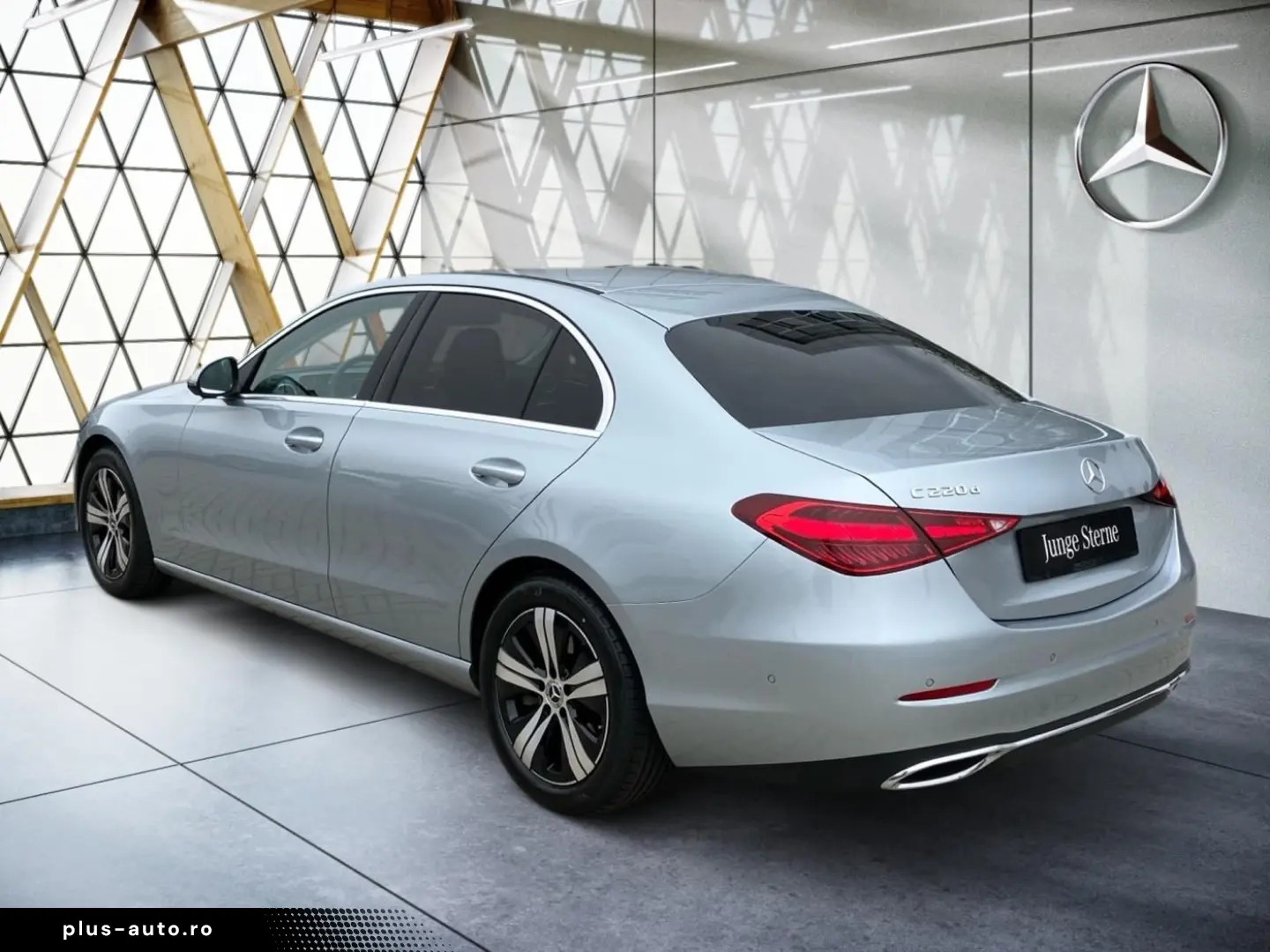 C 220 d Avantgarde LenkradH AHK Kamera Totwinkel