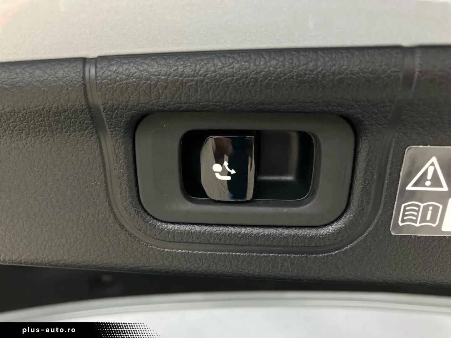 C 220 d Avantgarde LenkradH AHK Kamera Totwinkel