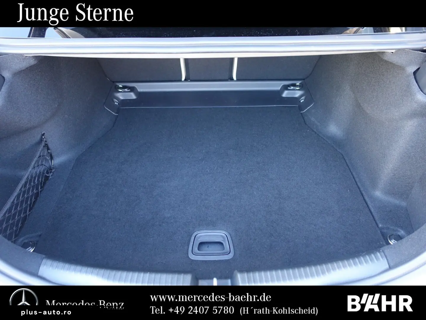 C 300 4M Avantgarde Distronic Head-Up Burmester